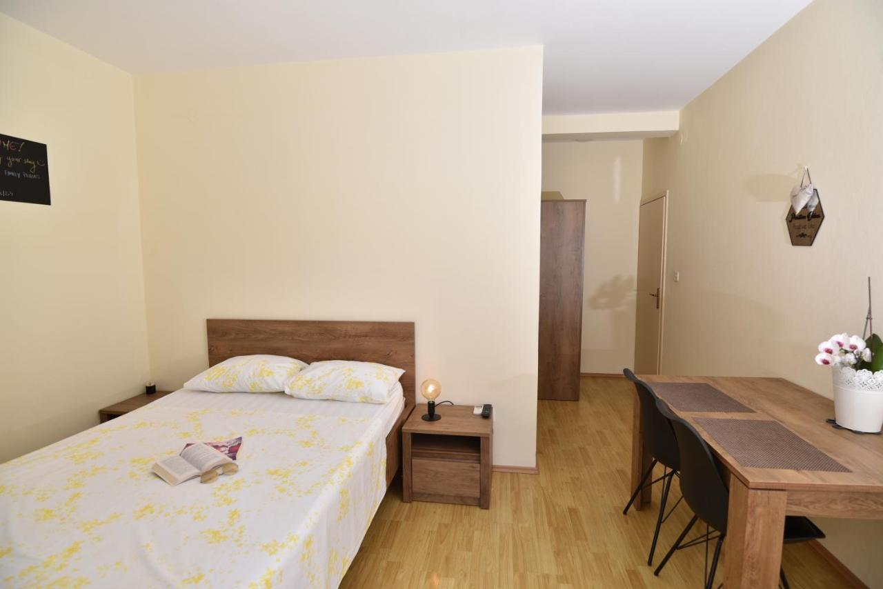 Apartments Pralas Mokošica Kültér fotó