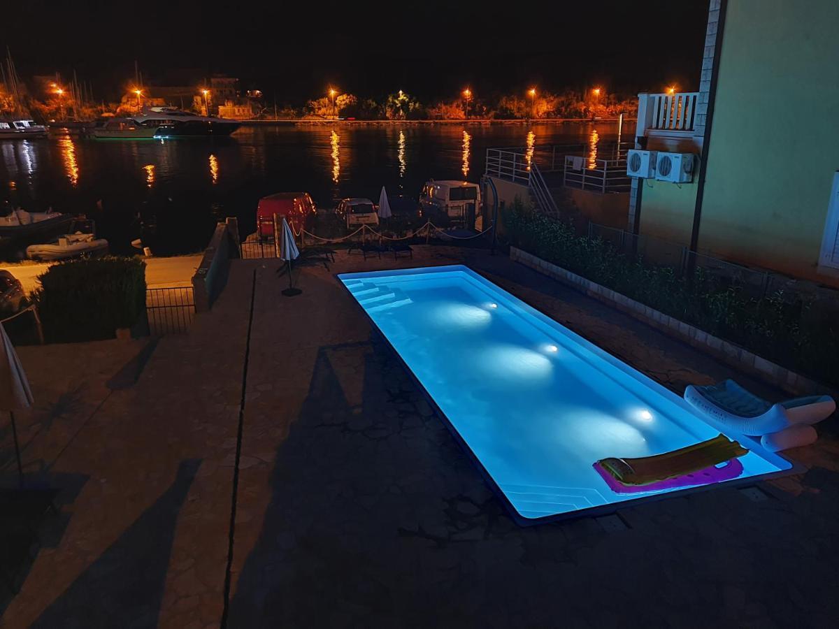 Apartments Pralas Mokošica Kültér fotó